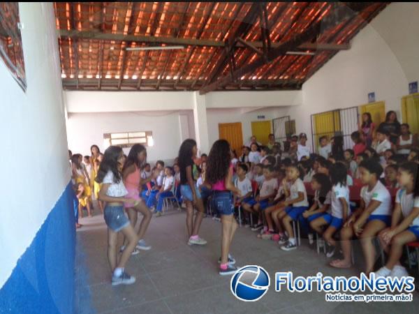 Escola Municipal Getúlio Vargas promove programação especial na Semana da Criança.(Imagem:FlorianoNews)