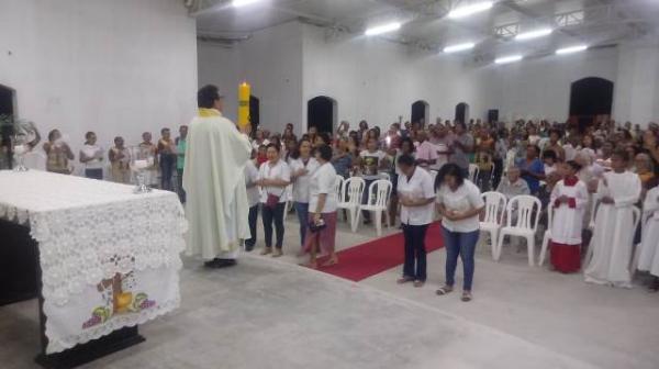Nova Igreja de Santa Cruz é inaugurada com festa em Floriano.(Imagem:FlorianoNews)