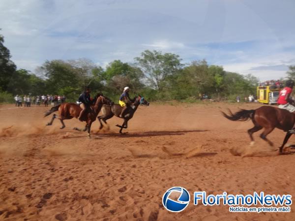 Festa do vaqueiro reúne um grande público no Povoado Amolar.(Imagem:FlorianoNews)