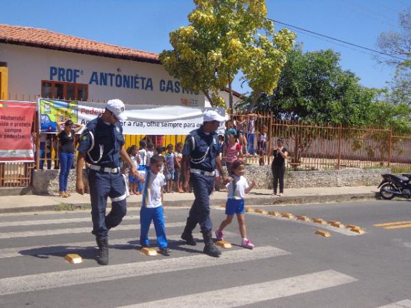 Projeto conscientiza comunidade escolar sobre segurança no trânsito.(Imagem:FlorianoNews)
