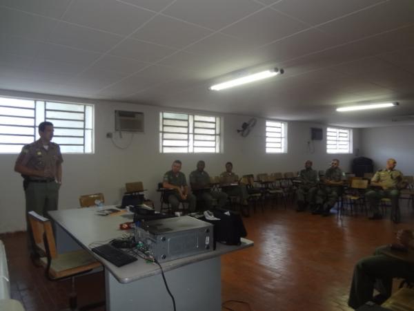 Treinamento do programa Ronda Cidadão em Floriano.(Imagem:FlorianoNews)