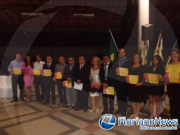 Clubes de Rotary de Floriano realizam solenidade pela visita oficial do Casal Governador do Distrito.(Imagem:FlorianoNews)