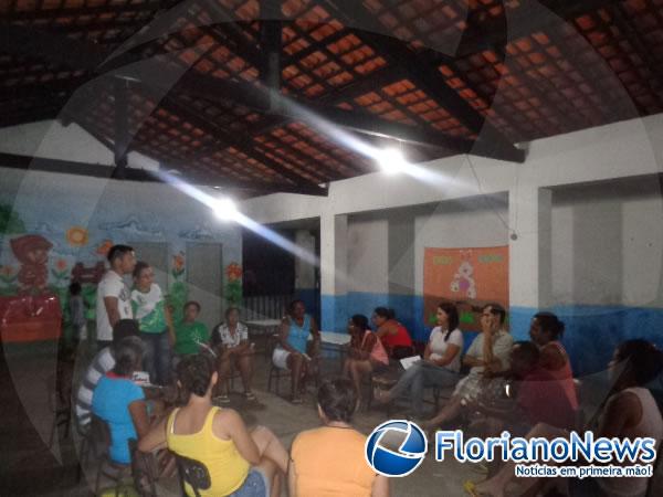 Reunião com membros do Grupo de Escoteiros discute o evento.(Imagem:FlorianoNews)
