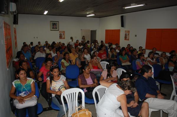 Professores e autoridades participam da abertura do Pacto Nacional pela Alfabetização na Idade Certa.(Imagem:Valdemir Miranda)