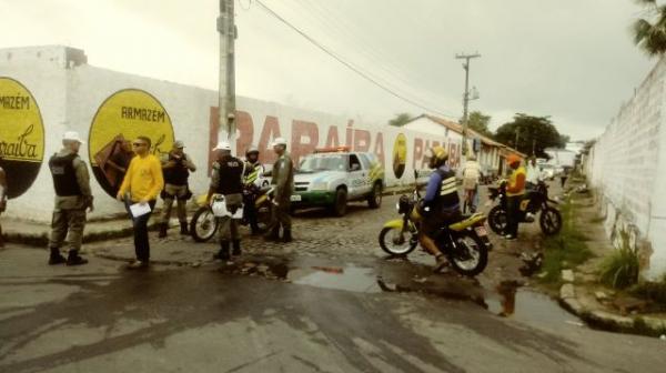 Motociclista fica ferido em acidente no centro de Floriano.(Imagem:FlorianoNews)