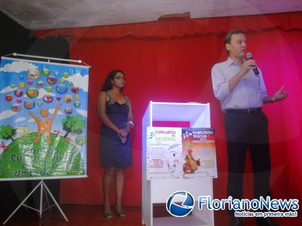 Escalet realiza premiação do 3º Concurso de Desenho e Poesia.(Imagem:FlorianoNews)