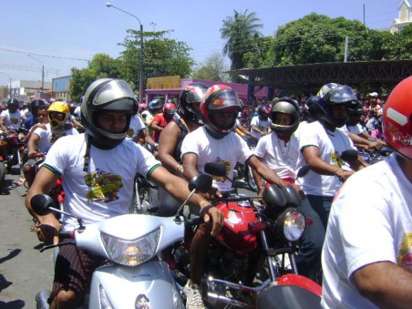 Motoqueiros na Independência(Imagem:Cida Santana)