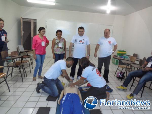 Profissionais da saúde participam de curso de emergência pré-hospitalar(Imagem:FlorianoNews)