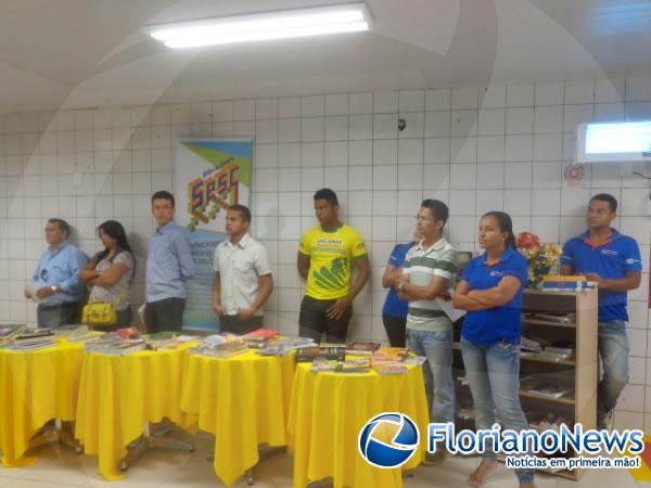 Funcionários(Imagem:FlorianoNews)