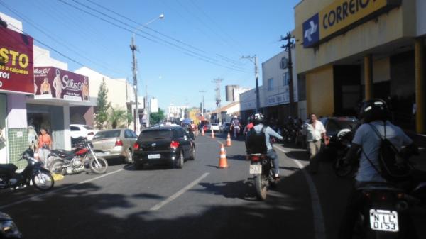 Blitz educativa e preventiva é realizada no centro de Floriano.(Imagem:FlorianoNews)