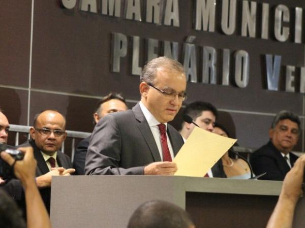Firmino Filho (PSDB) tomou posse para o seu quarto mandato como prefeito.(Imagem:Samantha Araújo/G1)