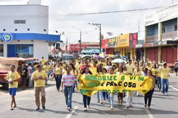 Caminhada alerta para prevenção ao suicídio e valorização à vida em Floriano.(Imagem:SECOM)
