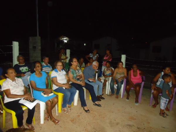 Fieis participam de novena de Nossa Senhora do Desterro.(Imagem:FlorianoNews)