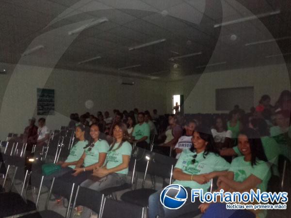 Professores participam de evento em comemoração ao Dia do Proferssor de Educação Física.(Imagem:FlorianoNews)