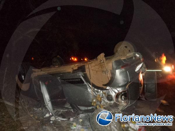 Animal na pista provoca acidente na BR-230 próximo a Barão de Grajaú. (Imagem:FlorianoNews)