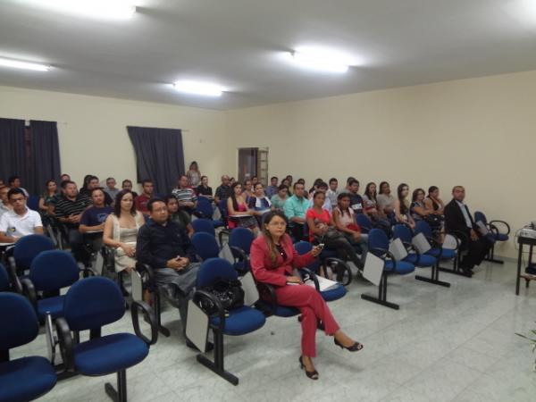 Floriano sedia XV Encontro Regional de Contabilidade(Imagem:FlorianoNews)