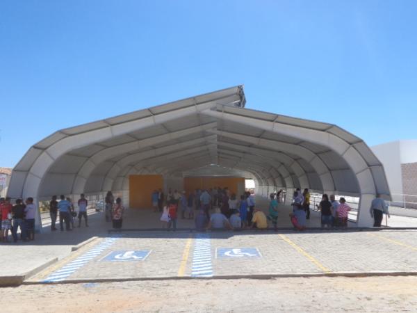 Prefeito Gilberto Júnior inaugurou obra do Mercado do Cruzeiro.(Imagem:FlorianoNews)