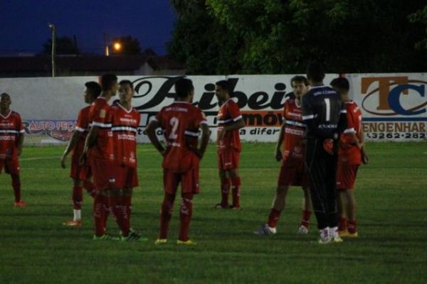 Sem Caiçara em campo, River-PI venceu partida por W.O e adversário foi matematicamente rebaixado.(Imagem:Renan Morais)