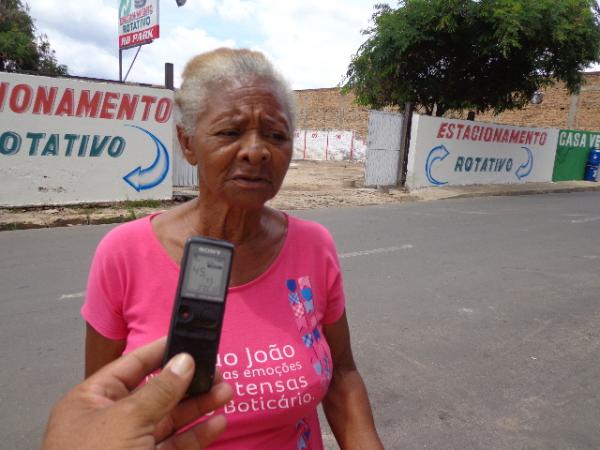 Dona Daguia, mãe do agredido.(Imagem:FlorianoNews)