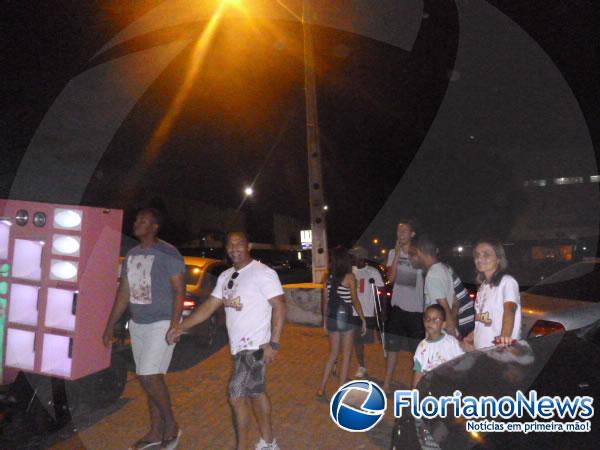 Carreata do bloco Farinhalcool percorreu ruas e avenidas de Floriano. (Imagem:FlorianoNews)