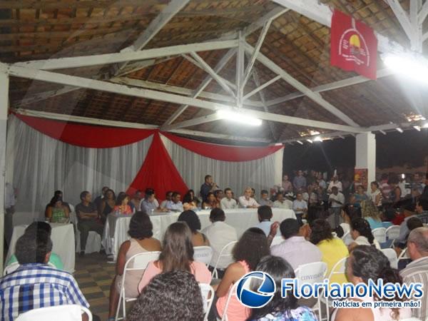 Trabalhadores e autoridades prestigiaram posse da nova diretoria do Sindicato Rural de Floriano.(Imagem:FlorianoNews)