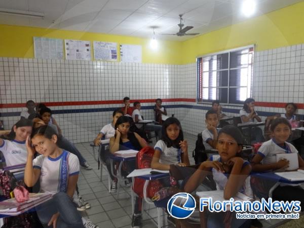 Projeto Amarelinho visita escolas e dá pontapé inicial para o festival estudantil em Barão de Grajaú.(Imagem:FlorianoNews)