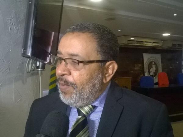 Promotor Nivaldo Ribeiro participou da audiência com servidores.(Imagem:Amanda Dourado/G1 PI)