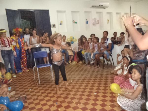 Acolhimento promove festa para filhos de projovianos em Floriano.(Imagem:FlorianoNews)