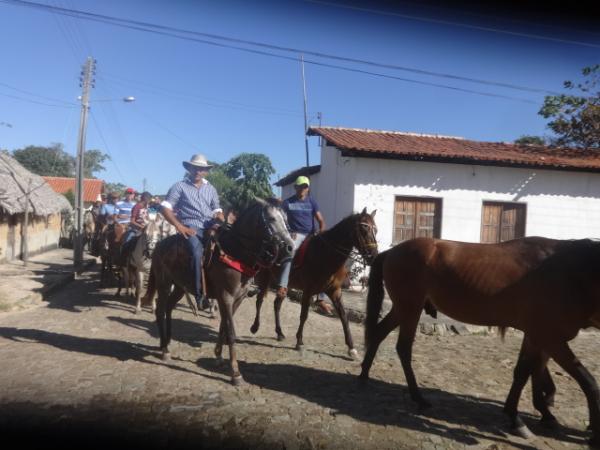 Cavalgada e Missa do Vaqueiro movimentam festejos de Santo Antônio em Jerumenha.(Imagem:FlorianoNews)