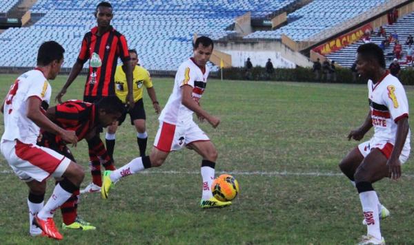 River-PI empatou seus dois últimos jogos em casa e perdeu a  liderança.(Imagem: Daniel Cunha)