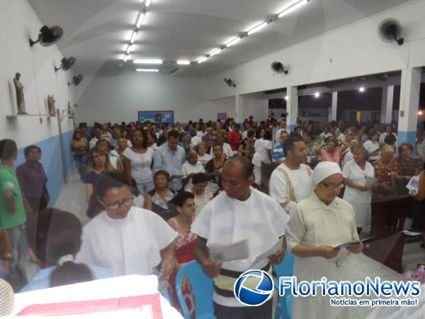 Procissão e missa encerraram o festejo de Nossa Senhora da Conceição em Floriano.(Imagem:FlorianoNews)