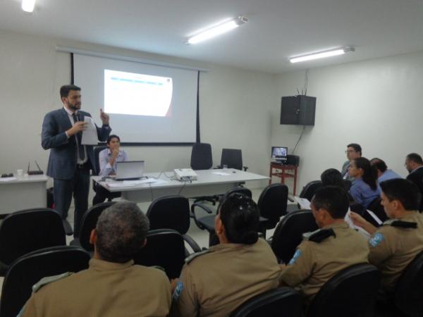 MPPI apresenta projeto de combate ao tráfico de drogas à entidades de Floriano.(Imagem:FlorianoNews)