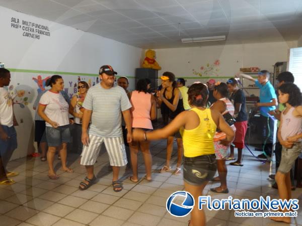 Associação dos Pais e Alunos dos Excepcionais de Floriano promoveu APAE Folia.(Imagem:FlorianoNews)