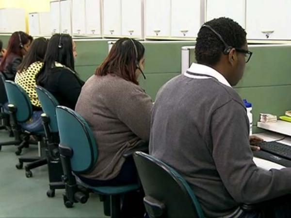 Atendente de telemarketing é a função com maior número de vagas.(Imagem:Reprodução / TV Globo)