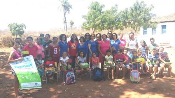 Rotary Club de Floriano Médio Parnaíba realiza ação social com crianças da zona rural.(Imagem:Rotary)