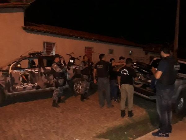 Operação policial em Arraial recupera seis motocicletas roubadas em Floriano.(Imagem:3° BPM)