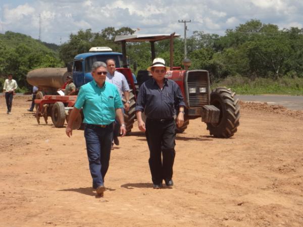 Avelino Neiva consegue autorização judicial para construção da ligação entre a BR-343 e a PI-140.(Imagem:FlorianoNews)