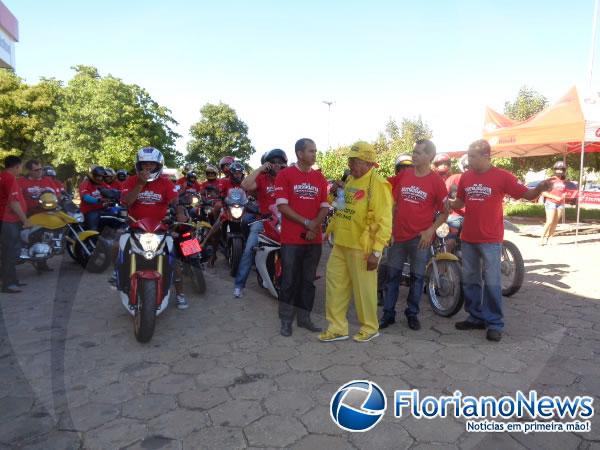 Cajueiro Motos comemora Dia do Motociclista com moto passeio em Floriano. (Imagem:FlorianoNews)