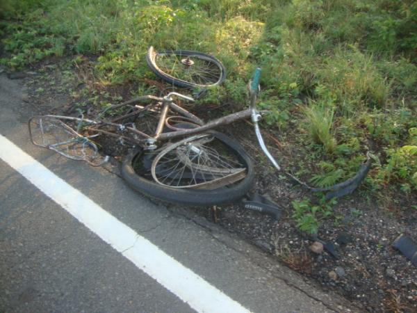 Bicicleta do homem que foi atropelado na BR 343 px a Comunidade Papa Pompo em Floriano(Imagem:redaçao)