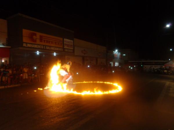 Cajueiro Motos promoveu Show de manobras com a Equipe Força e Acão em Floriano.(Imagem:FlorianoNews)