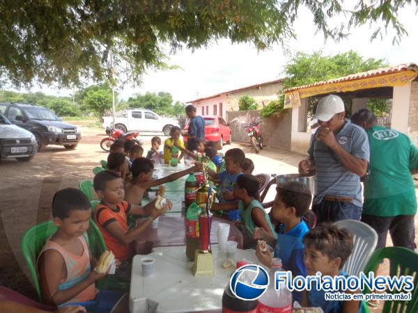 Escolinha do Jó promoveu domingo esportivo em Nazaré do Piauí.(Imagem:FlorianoNews)