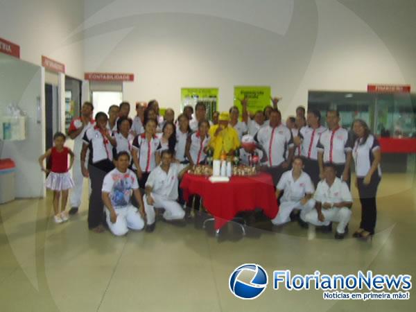 Cajueiro Motos comemora aniversário de seus colaboradores.(Imagem:FlorianoNews)