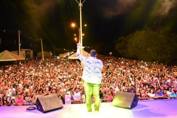 Culto e show com Anderson Freire marcaram celebração de 122 anos de Floriano(Imagem:Secom)