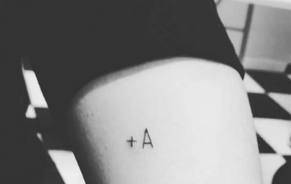 Detalhe da primeira tatuagem de Maisa.(Imagem:Reprodução/Instagram)