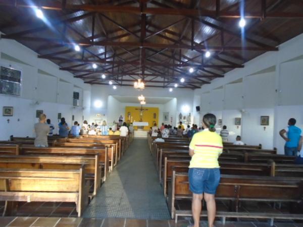 Alvorada e café comunitário marcam abertura do festejo de São José Operário em Floriano. (Imagem:FlorianoNews)