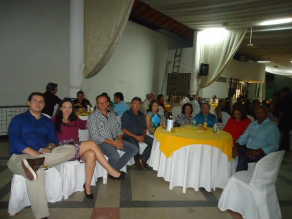 Jantar de confraternização reúne empresários do comércio de Floriano.(Imagem:FlorianoNews)