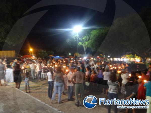 Procissão e missa encerram festejos de Santa Cruz em Floriano.(Imagem:FlorianoNews)