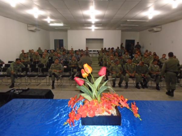 Policiais militares participam de palestra sobre 