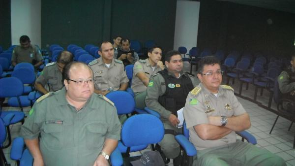 PM de Floriano e região recebem treinamento do programa de Procedimento Operacional Padrão.(Imagem:FlorianoNews)