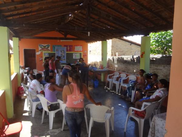 Associação de Moradores realiza curso de produtos de limpeza.(Imagem:FlorianoNews)